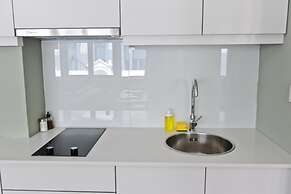 Gin o Clock in Lisbon - by Misha s Place 3A