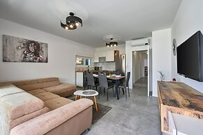 Imperial Apartment with Private Pool