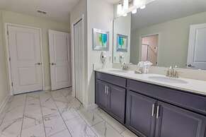 Perfect Vacay, Themed Rooms, Game Room & Theater