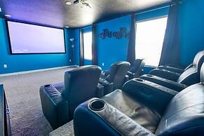 Perfect Vacay, Themed Rooms, Game Room & Theater
