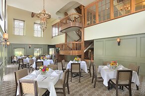 Hotel Lambertville Station Restaurant and Inn, Lambertville, United ...