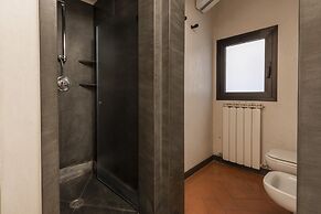 Porta Rossa Modern by Mmega