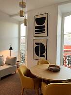 President Pais Apartment