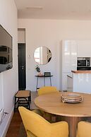 President Pais Apartment