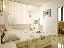 Villa Apartments Babaja