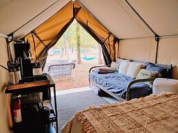6 Blue River Camp - Glamping Cabin