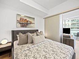 Stallion Suites Opp CN Tower & Scotiabank Arena