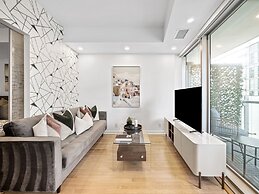 Stallion Suites Opp CN Tower & Scotiabank Arena