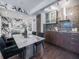 Stallion Suites Opp CN Tower & Scotiabank Arena