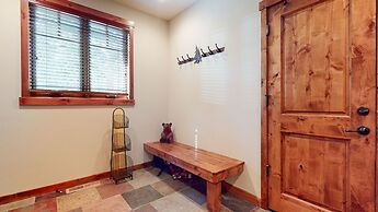 Graystone #2024 4 Bedroom Home by RedAwning