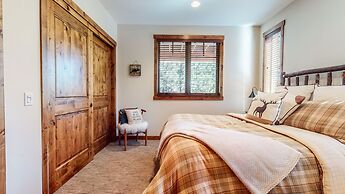 Graystone #2024 4 Bedroom Home by RedAwning