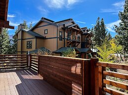 Graystone #2024 4 Bedroom Home by RedAwning