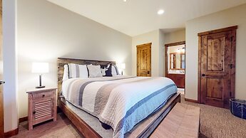 Graystone #2024 4 Bedroom Home by RedAwning