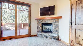 Graystone #2024 4 Bedroom Home by RedAwning