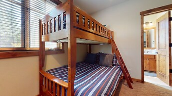 Graystone #2024 4 Bedroom Home by RedAwning