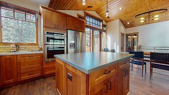 Graystone #2024 4 Bedroom Home by RedAwning