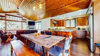 Graystone #2024 4 Bedroom Home by RedAwning