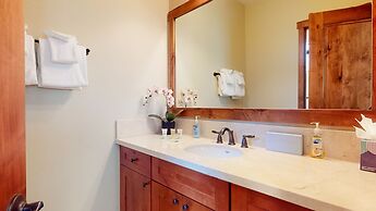 Graystone #2024 4 Bedroom Home by RedAwning