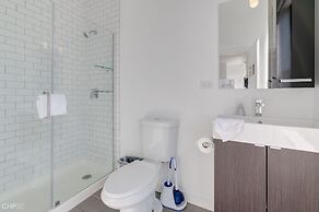 Chicago Second Floor Studio by 747 Lofts