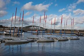 Seaside 8-person Caravan at Rockley Park