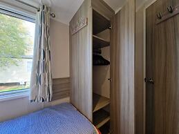 Seaside 8-person Caravan at Rockley Park