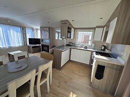 Poole Rockley Park Dorset- Pet Friendly