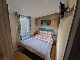 Seaside 8-person Caravan at Rockley Park