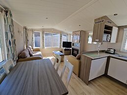 Seaside 8-person Caravan at Rockley Park