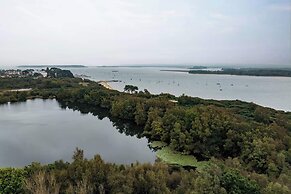 Seaside 8-person Caravan at Rockley Park