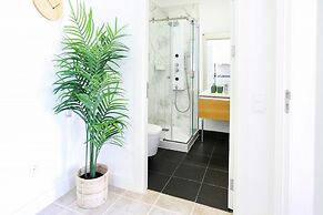 Ice Cream Call Apartment