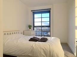 Luxury Entire 2 Bedroom Flat - Wembley Stadium