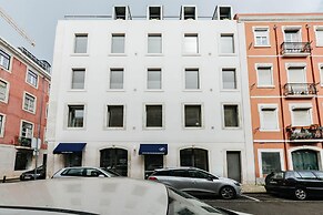 Lady Madonna in Lisboa Ciudad