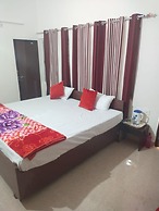 Goroomgo Varanasi Paradise Varanasi