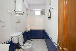 Goroomgo Varanasi Paradise Varanasi