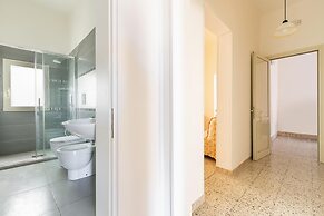 2850 Residence Bellavista - App 4 PP by Barbarhouse