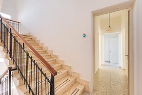 2850 Residence Bellavista - App 4 PP by Barbarhouse