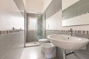 2850 Residence Bellavista - App 4 PP by Barbarhouse