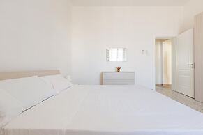 2850 Residence Bellavista - App 4 PP by Barbarhouse