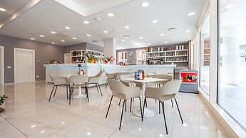 HOTEL SETTIBI