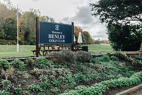 Woodvale Retreat - Sleeps 20