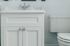 Woodvale Retreat - Sleeps 20