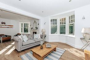 Woodvale Retreat - Sleeps 20