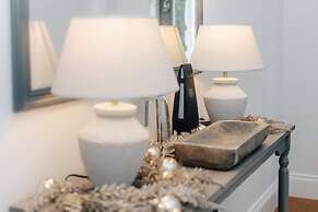 Woodvale Retreat - Sleeps 20