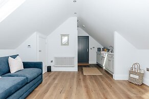 Woodvale Retreat - Sleeps 20