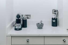 Woodvale Retreat - Sleeps 20