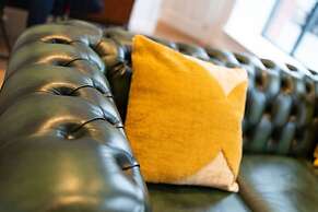 Bissets Bond - Converted Warehouse