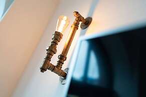 Bissets Bond - Converted Warehouse