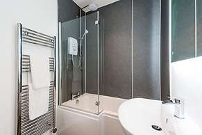 Bissets Bond - Converted Warehouse