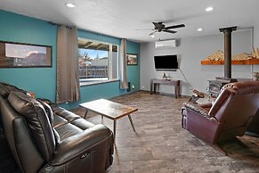 Eastside Acres 3 Bedroom Home by Redawning