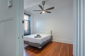 Beautiful 6BR Apt Near Olympic Stadium